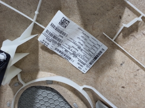 VOLVO XC60 (2017–2026) Front door panel 31407414 - 3