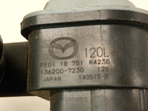 Mazda 3 (2013–2018) Magnetventil pe0118751 - 2