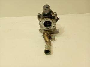 Mazda 3 (2013–2018) Thermostat housing pe0115172 - 2