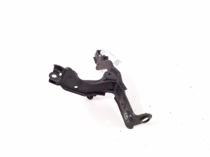 TOYOTA RAV 4 A5 (2019–2026) Muu kinnitus 8868842720 - 3