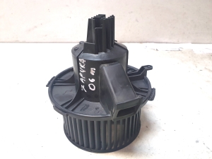 Heater blower motor - D8087