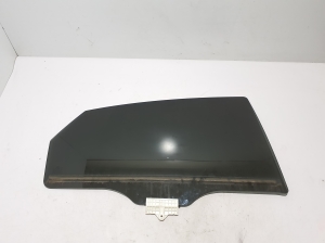   Rear side door glass  - 83420-KL040 