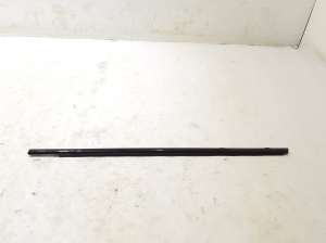 Front door outer window molding - 82210-KL010