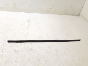 Rear side door outer window molding - 83220KL010