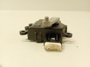 Mazda 3 (2013–2018) Heater flap actuator 4518A - 5