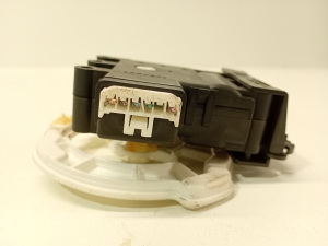 Mazda 3 (2013–2018) Heater flap actuator GA705KD49 - 2