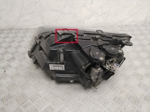 Volkswagen Amarok I (2010–2022) Headlight 2H3941032 - 3