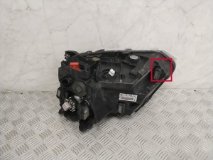 Volkswagen Amarok I (2010–2022) Headlight 2H3941032 - 7