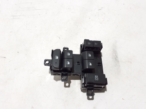   Front door glass switch  - 93571KL401 