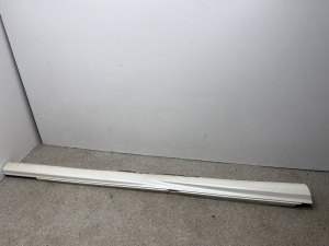 Exterior sill trim - A2216980454