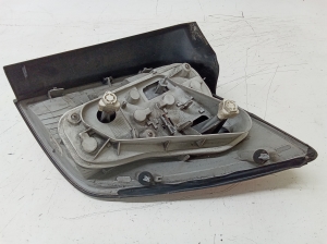 Opel Astra H (2004–2010) Eckleuchte hinten 24451838 - 3