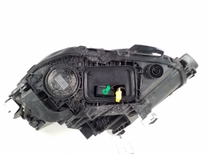 Mercedes Benz CLA-Class W118 (2019–2026) Esituli A1749062602 - 2