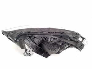Mercedes Benz CLA-Class W118 (2019–2026) Esituli A1749062602 - 9