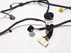 Hyundai IONIQ 6 I (2022–2026) Front parking sensor wiring 91880KL010 - 3