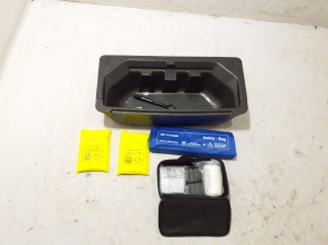   Tööriistakast pakiruumis ja selle osad  - 85750KL000 