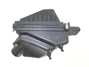 NISSAN X-Trail T30 (2001–2007) Luftfiltergehäuse BN300AU600 - 2