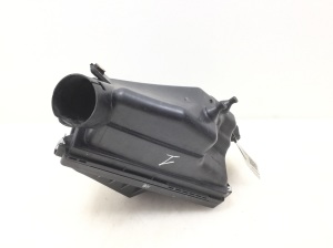 NISSAN X-Trail T30 (2001–2007) Luftfiltergehäuse BN300AU600 - 3