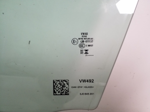 Volkswagen Passat B9 (2023–2026) Esiukse klaas 3J0845201 - 3