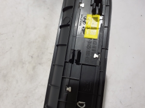 Hyundai IONIQ 6 I (2022–2026) Inner sill trim 85883KL500 - 3
