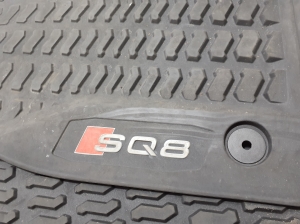 AUDI Q8 (2018–2026) Floor mats 4M8061221A - 3