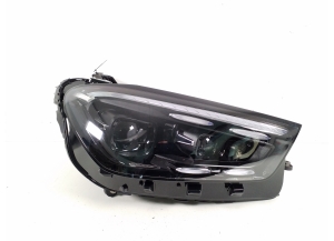 Headlight - A1679068409