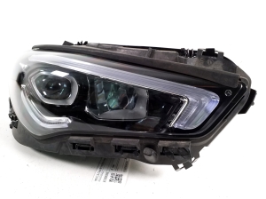 Mercedes Benz CLA-Class W118 (2019–2026) Esituli A1189062600 - 8