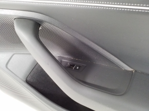 Volkswagen Passat B9 (2023–2026) Front door panel 3J1867012G - 3