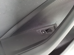 Volkswagen Passat B9 (2023–2026) Tagumise küljeukse polster 3J0867211F - 3
