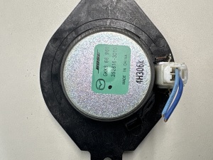 Mazda 3 (2013–2018) Skaļrunis GKK866960 - 4