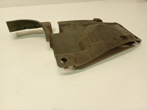 Mazda 3 (2013–2018) Unterbodenschutz vorne KD5356342 - 2