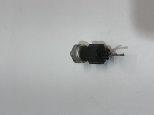 Mazda 3 (2013–2018) Kondicioniera radiatora sensors 42CP813 - 5