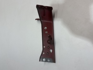 Mazda 3 (2013–2018) Front fender bracket - 4