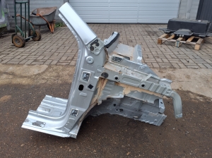   Priekšējais balsts  - 641008260R 
