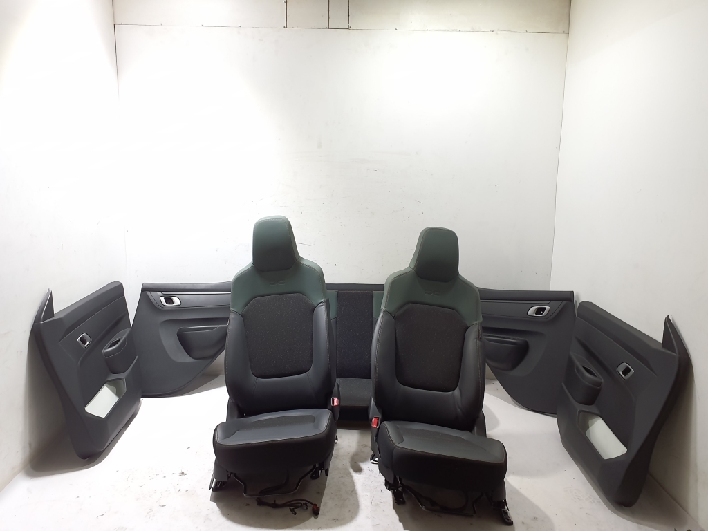 Dacia Spring (2021–2026) Salons un tā detaļas Dacia Spring (2021–2026) Salons un tā detaļas