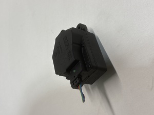 Land Rover Evoque (2011–2018) Heater flap actuator 6G9N19E616 - 3