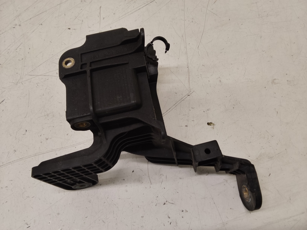 Opel Zafira B (2005–2014) ABS unit bracket 13214939 Opel Zafira B (2005–2014) ABS unit bracket 13214939