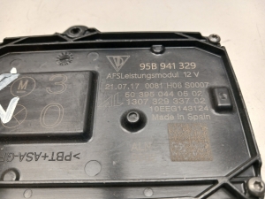 Porsche Macan (2014–2026) Xenon headlight control unit 95B941329 - 2