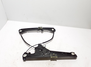   Front door window regulator  - 807213910R 