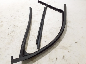 Dacia Spring (2021–2026) Esiukse tihenduskumm 803310345R - 2