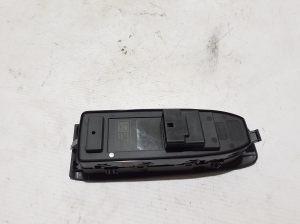 RENAULT Espace VI (2023–2026) Fensterheberschalter vorne 254106699R - 5