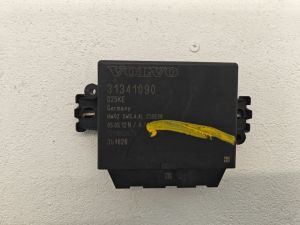 VOLVO V60 (2010–2018) Parking system control unit 31341090 - 2