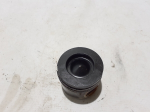   Piston and its parts  - 059107065JA 