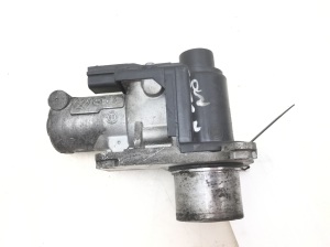  EGR valve 