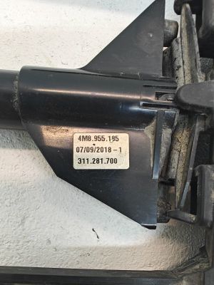 AUDI Q8 (2018–2026) Scheinwerferwaschdüse 4M8955185 - 2