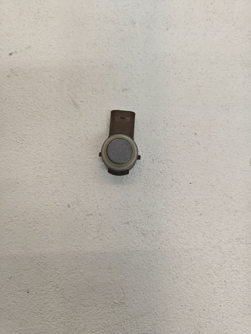 Mercedes Benz E-Class W213 (2017–2026) Priekšējais parkošanās sensors A0009055604 Mercedes Benz E-Class W213 (2017–2026) Priekšējais parkošanās sensors A0009055604