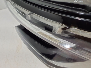 RENAULT Espace VI (2023–2026) Esituli 260606399R - 2