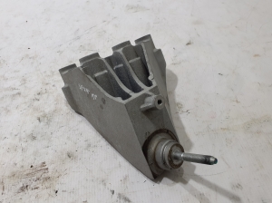 Dacia Spring (2021–2026) Motora kronšteins 112338540R - 3