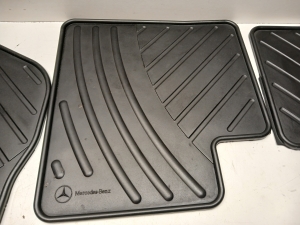 Mercedes Benz ML-Class 164 (2005–2011) Floor mats A1646680260 - 2