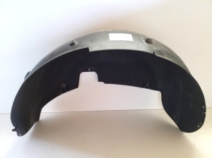 Rear wheel arch liner - 7L5810971