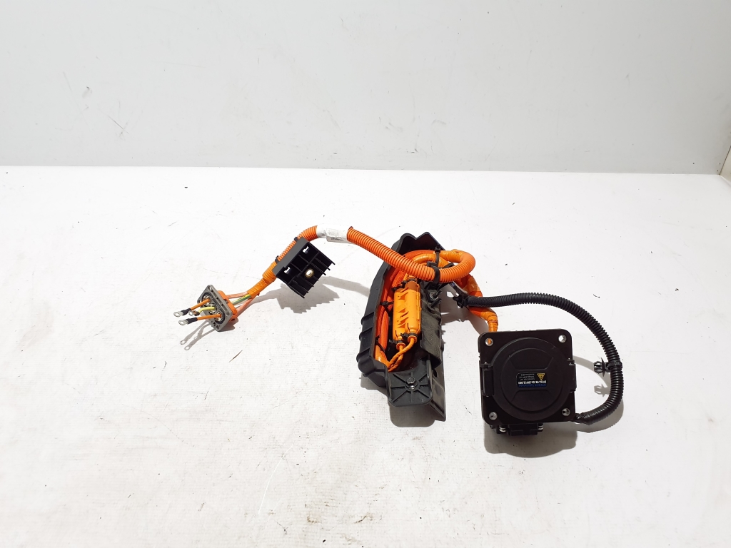 Dacia Spring (2021–2026) Akumulatora uzlādes ligzda 296950771R Dacia Spring (2021–2026) Akumulatora uzlādes ligzda 296950771R